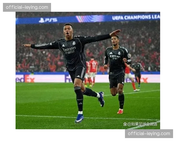 西甲裁判委员会宣布，下赛季将试点扩大主裁判现场录音解释范围